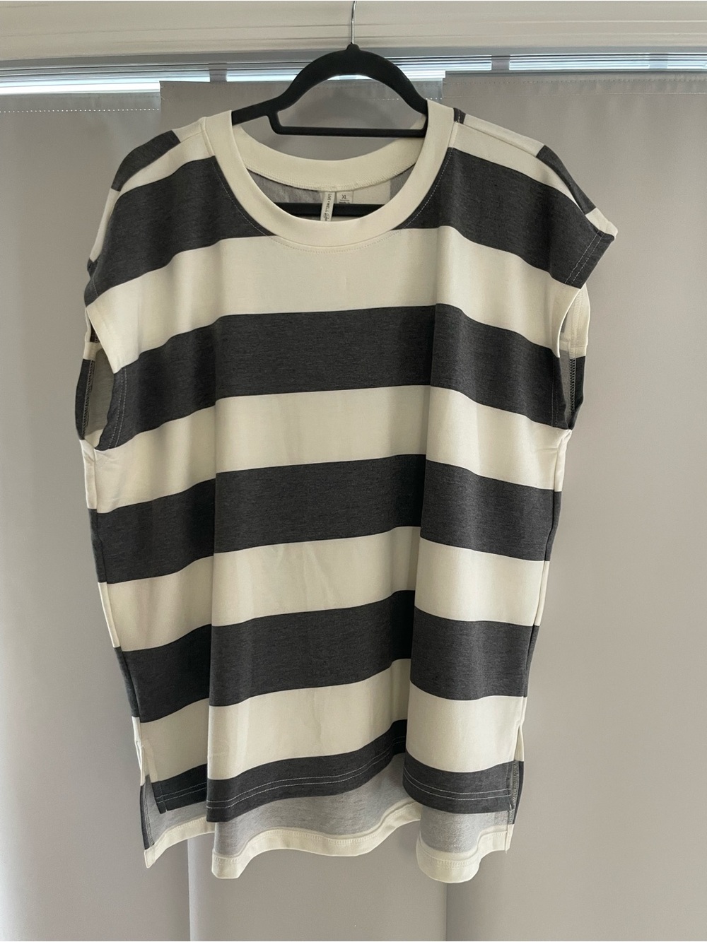 Relaxed Crewneck Short Sleeve Tee in Black and White Stripes